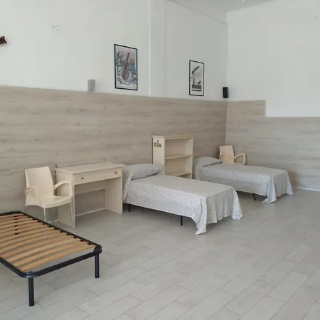 New Smart House, Strategico E Ampio Monolocale Di 70 Mq!! Parcheggio Libero Affianco Apartment *